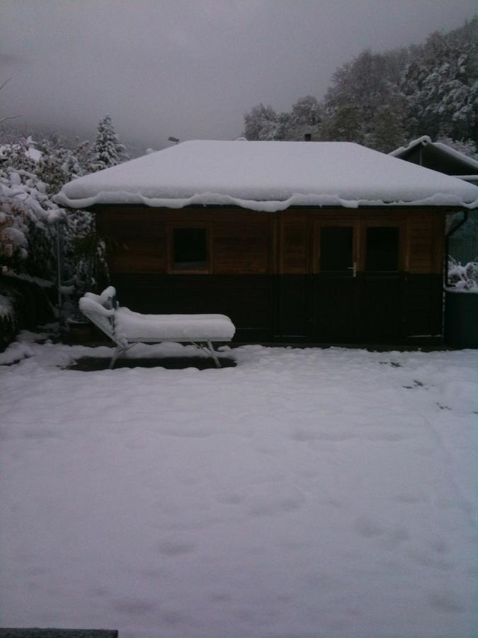 Mona'S Sleep & Go Bed & Breakfast Buren  Exterior photo